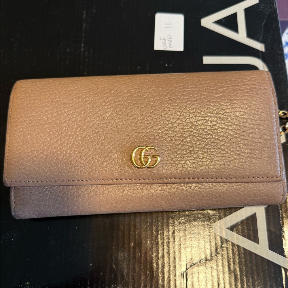 Gucci Blush Leather Wallet with Gold Logo